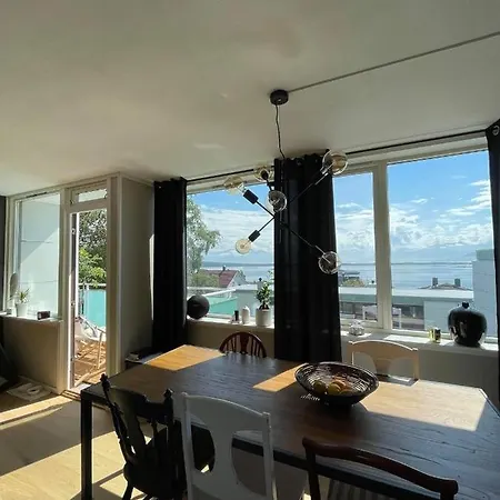 Ved Sentrum Apartment *
