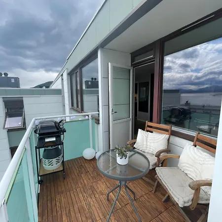 Ved Sentrum Apartment *